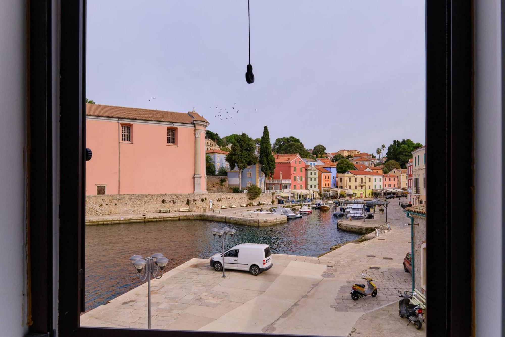 Apartments Antonella Veli Lošinj 外观 照片